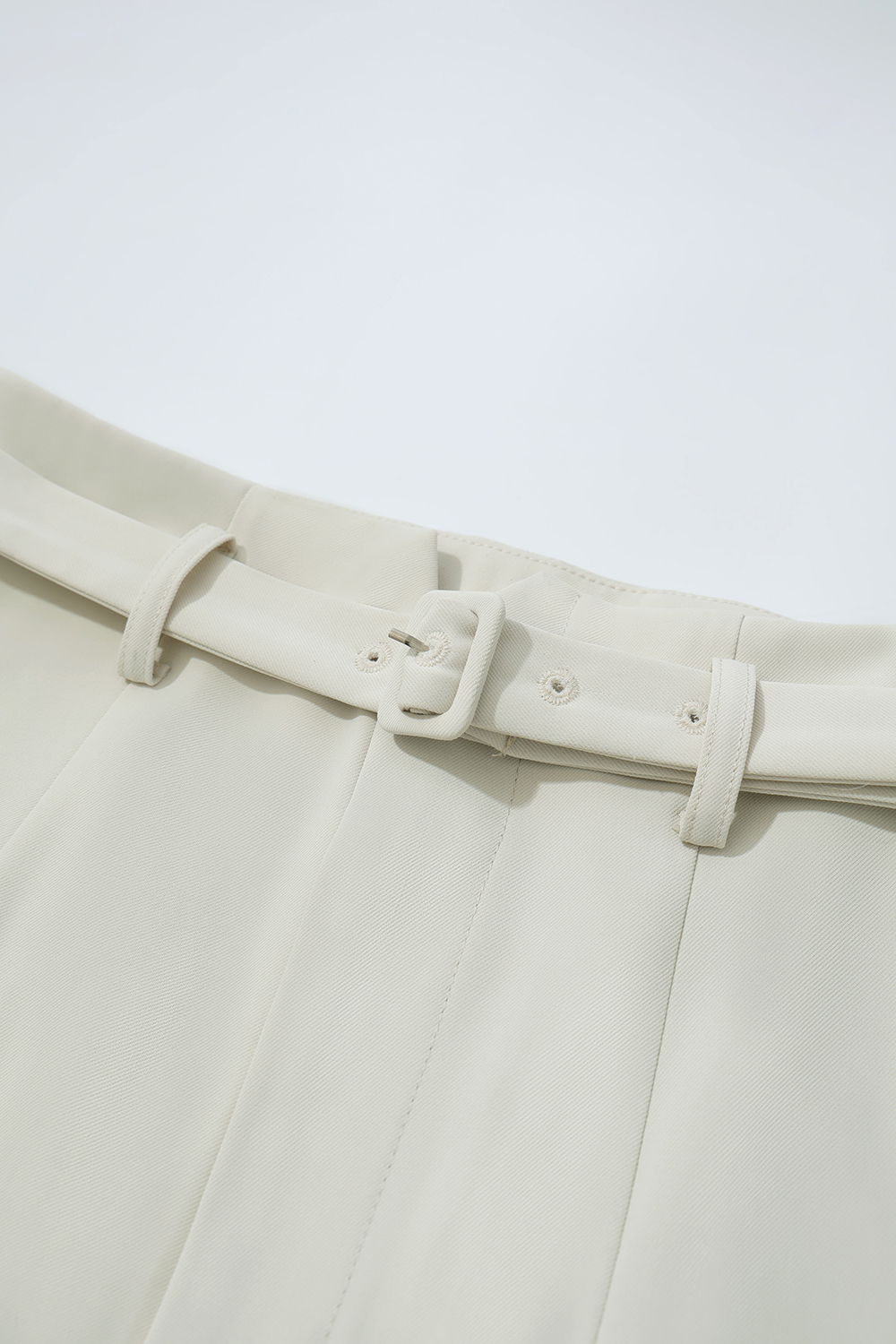 Commuter Tapered Casual Trousers|AMII