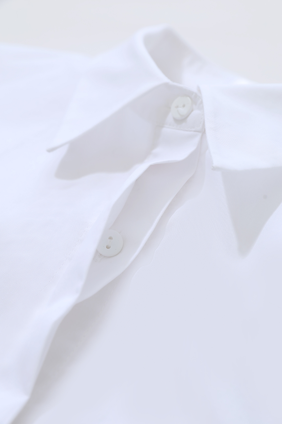 Lapel Twist Pleat Cotton Shirt