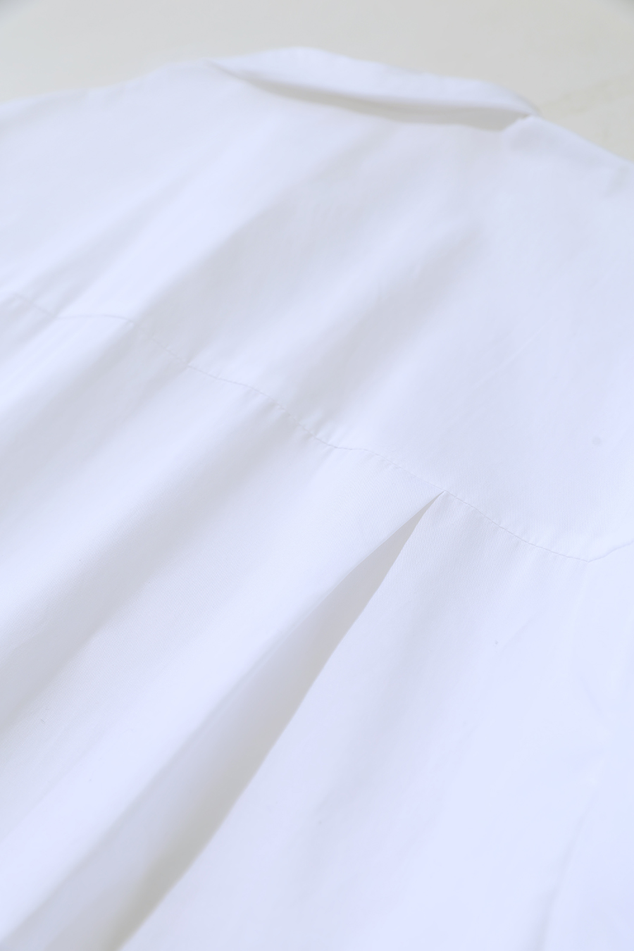 Lapel Twist Pleat Cotton Shirt