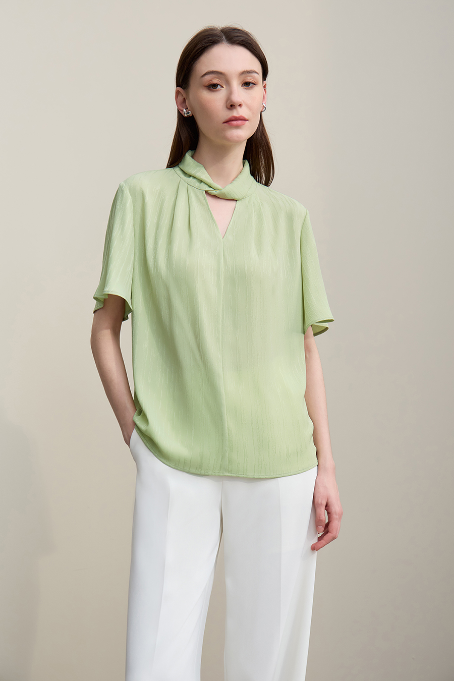 Twisted Neck Jacquard Chiffon Blouse|AMII