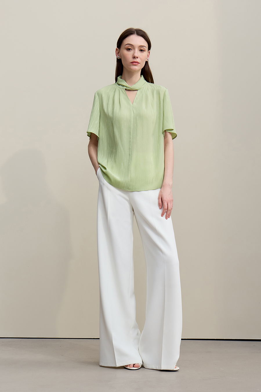 Twisted Neck Jacquard Chiffon Blouse|AMII