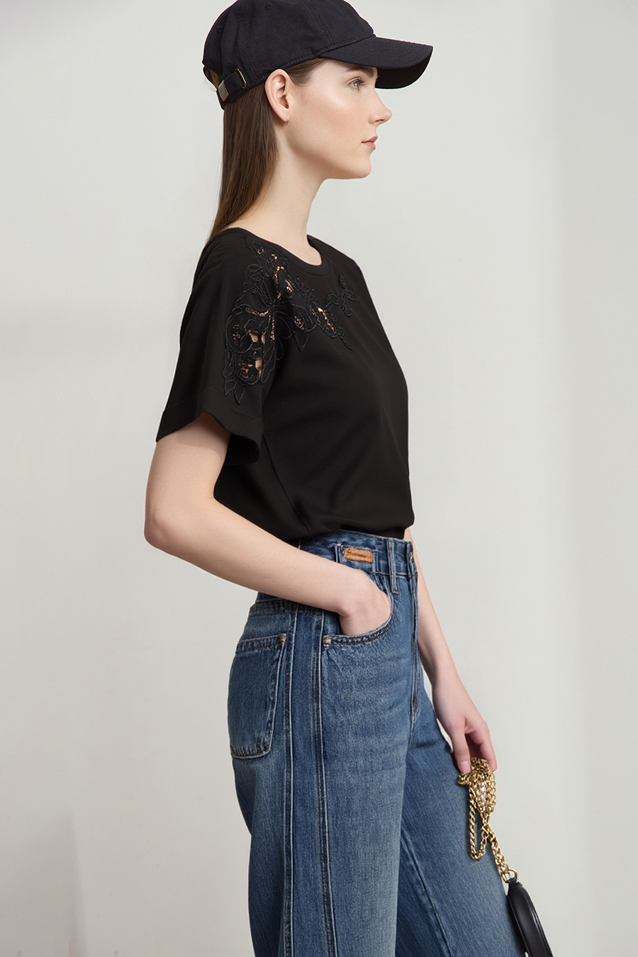 Hollow Embroidered Short-sleeve T-shirt