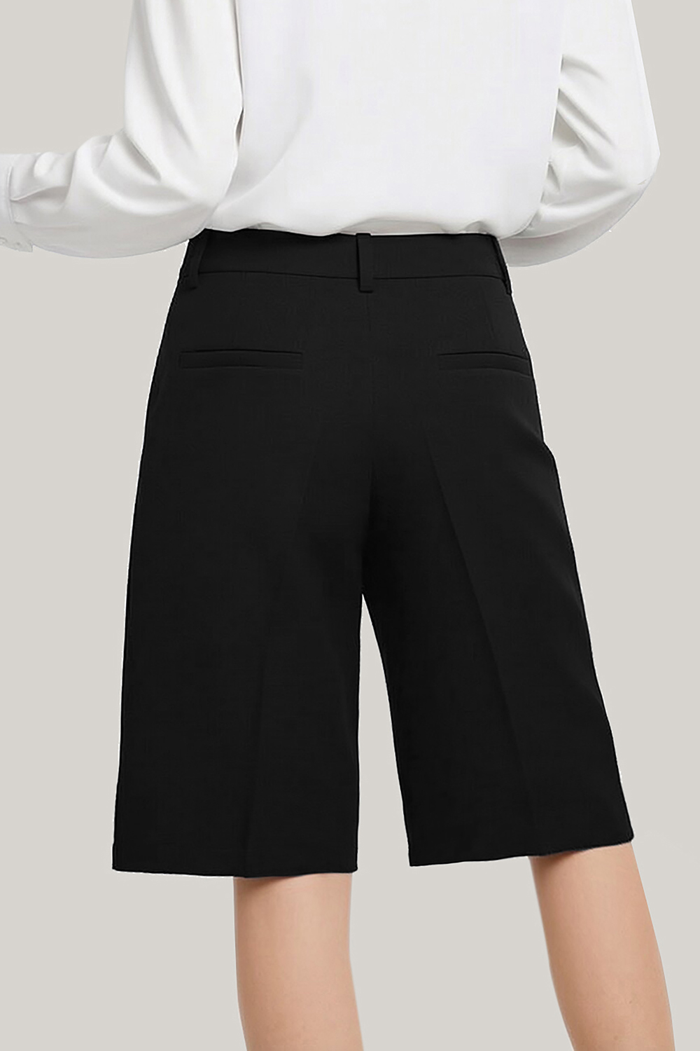 Simple Commute Casual Shorts