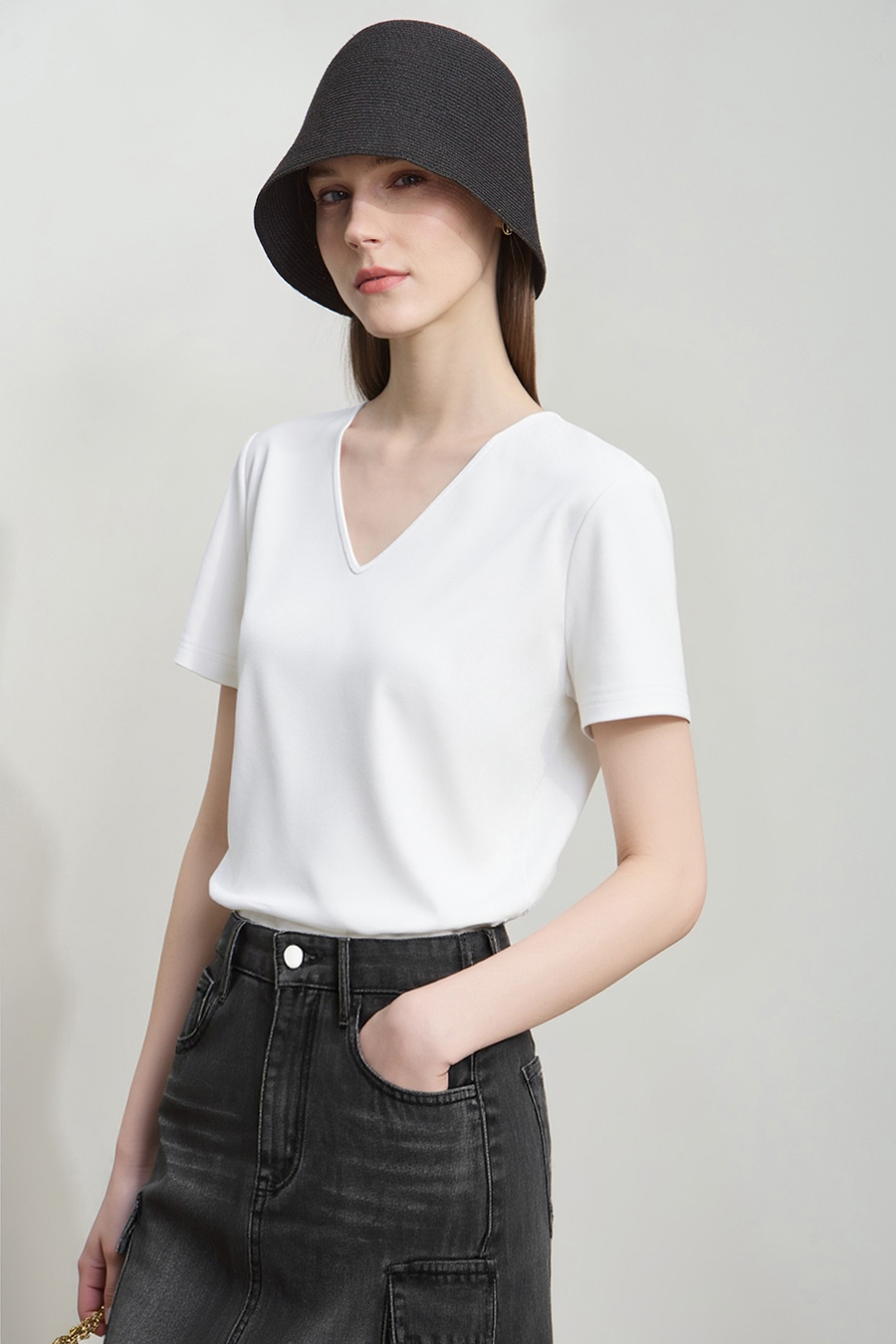 Twisted cutout all-cotton tee|AMII
