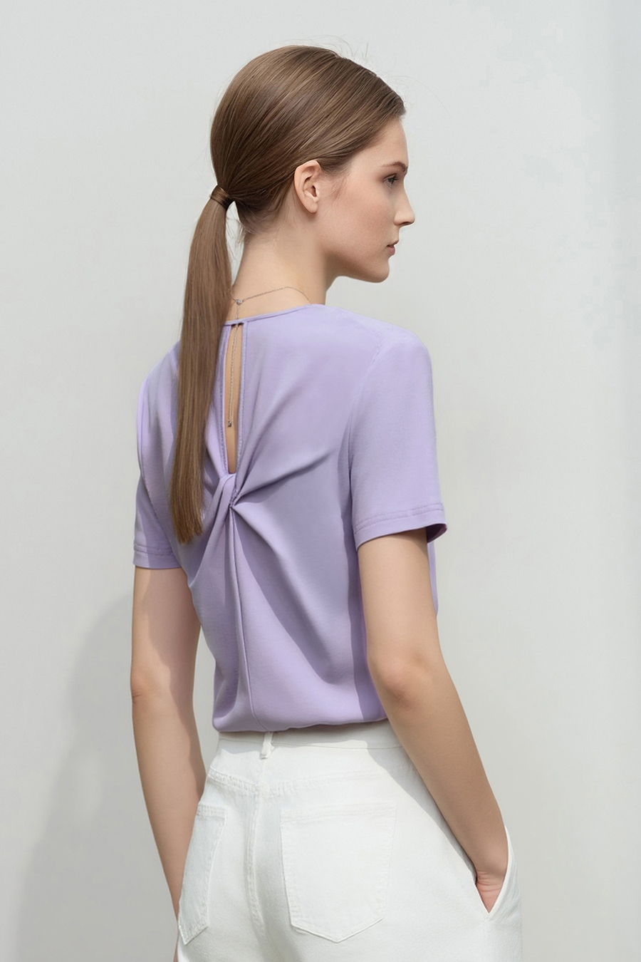 Twisted cutout all-cotton tee|AMII