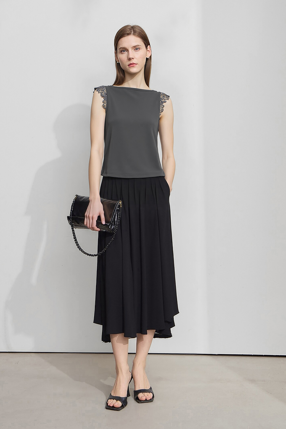 Lace Spliced Cotton Stretch T-shirt