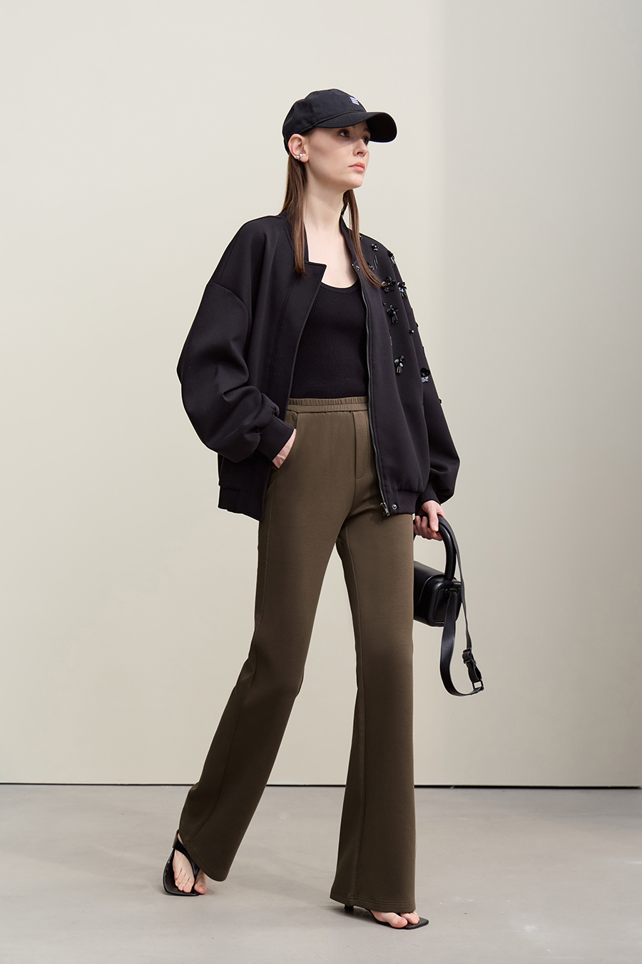 Air Layer Flared Pants