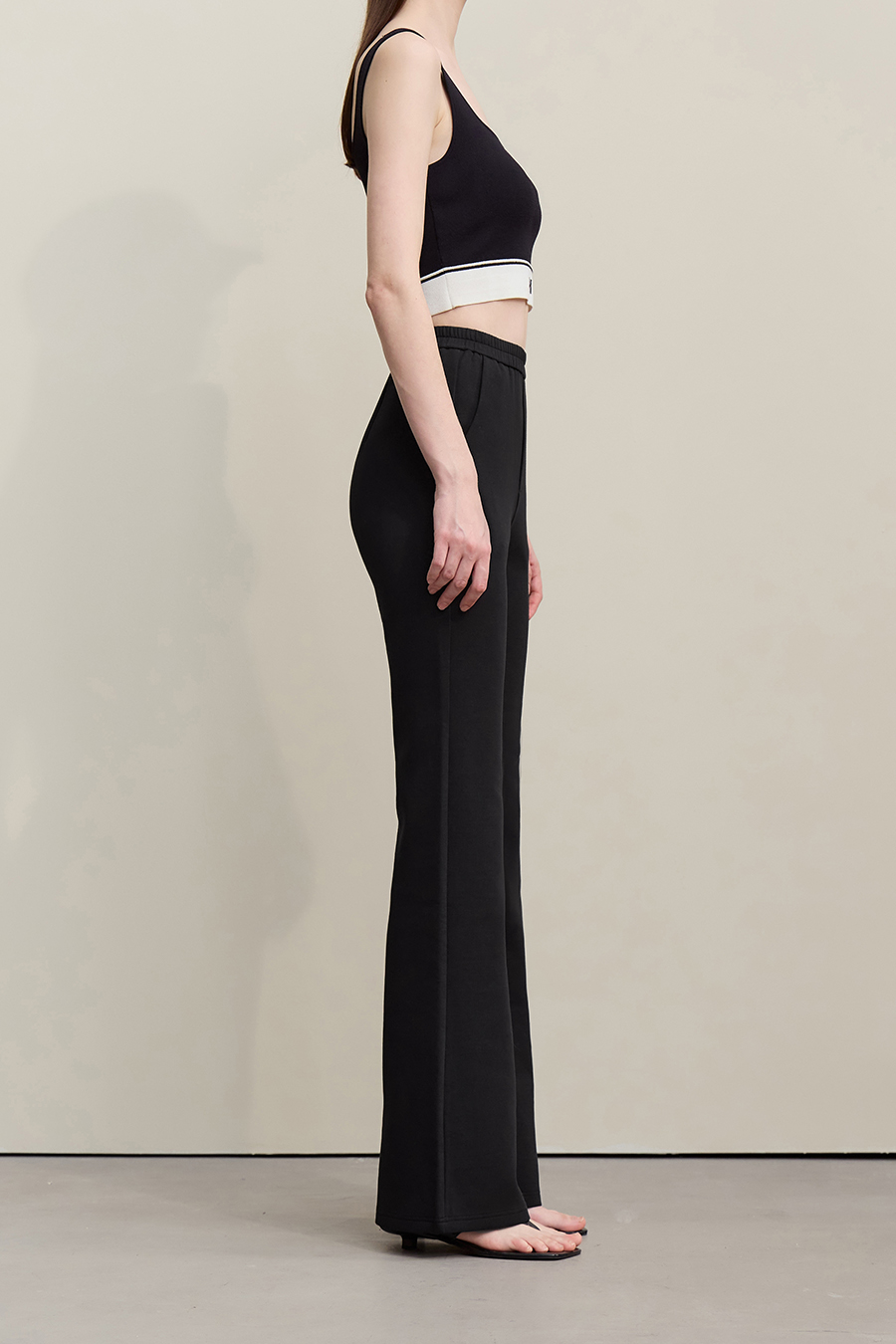 Air Layer Flared Pants