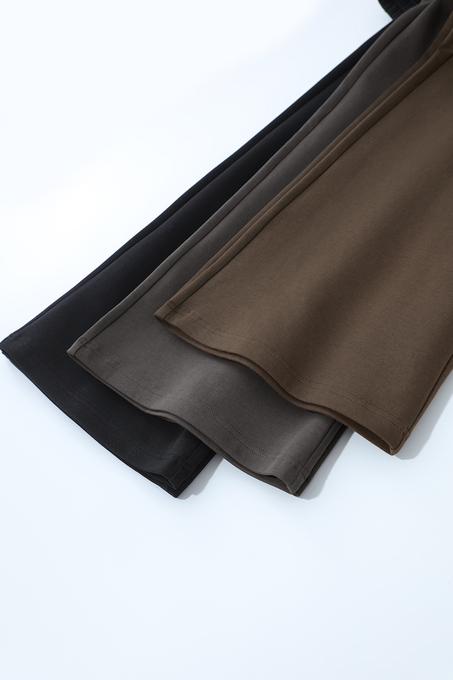 Air Layer Flared Pants