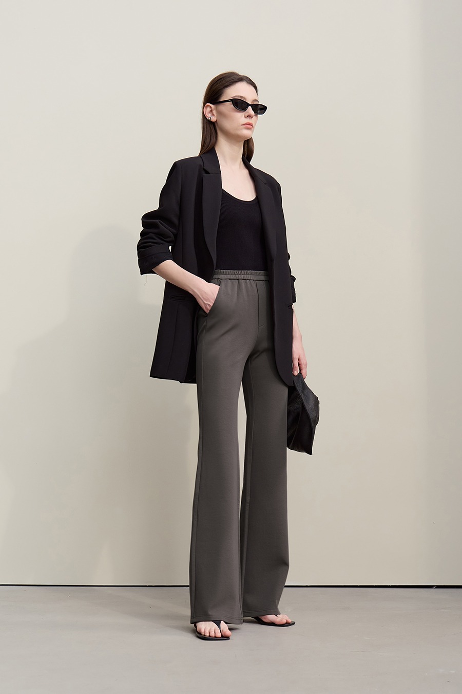 Air Layer Flared Pants