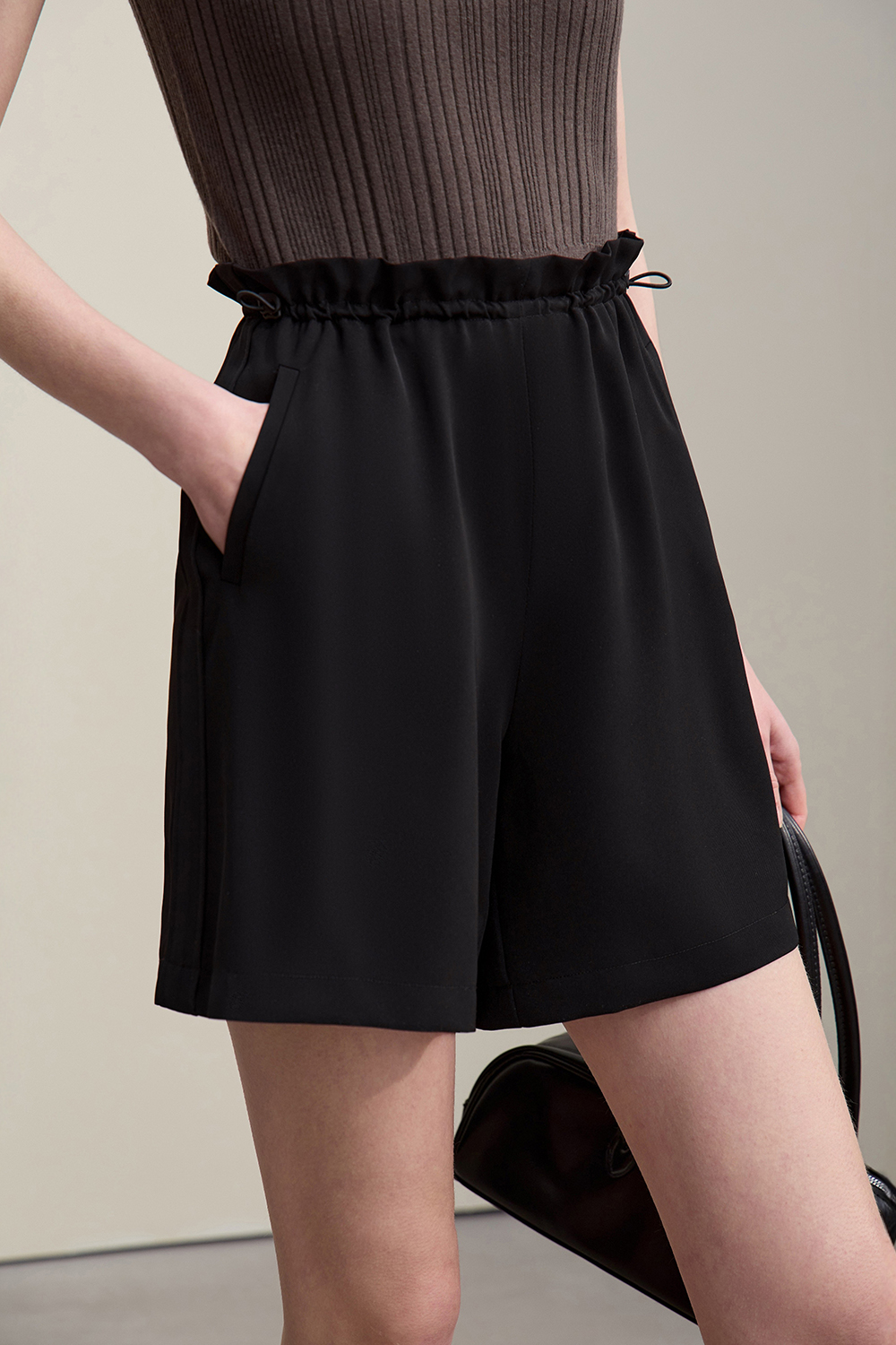 Elastic Shirred Casual Shorts