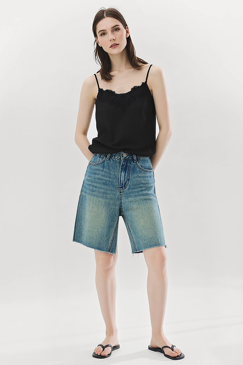 Lace Spliced Camisole|AMII