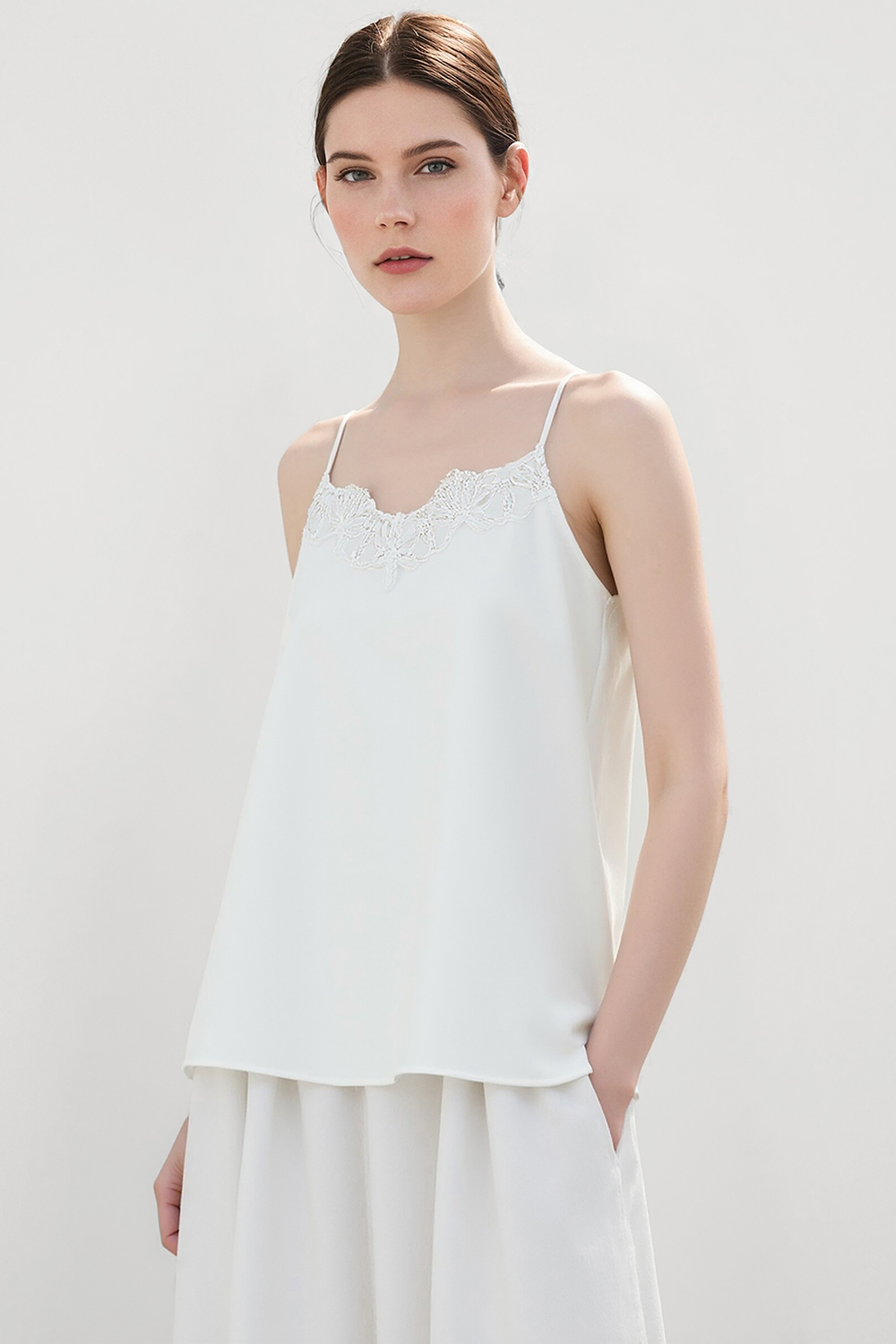 Lace Spliced Camisole|AMII