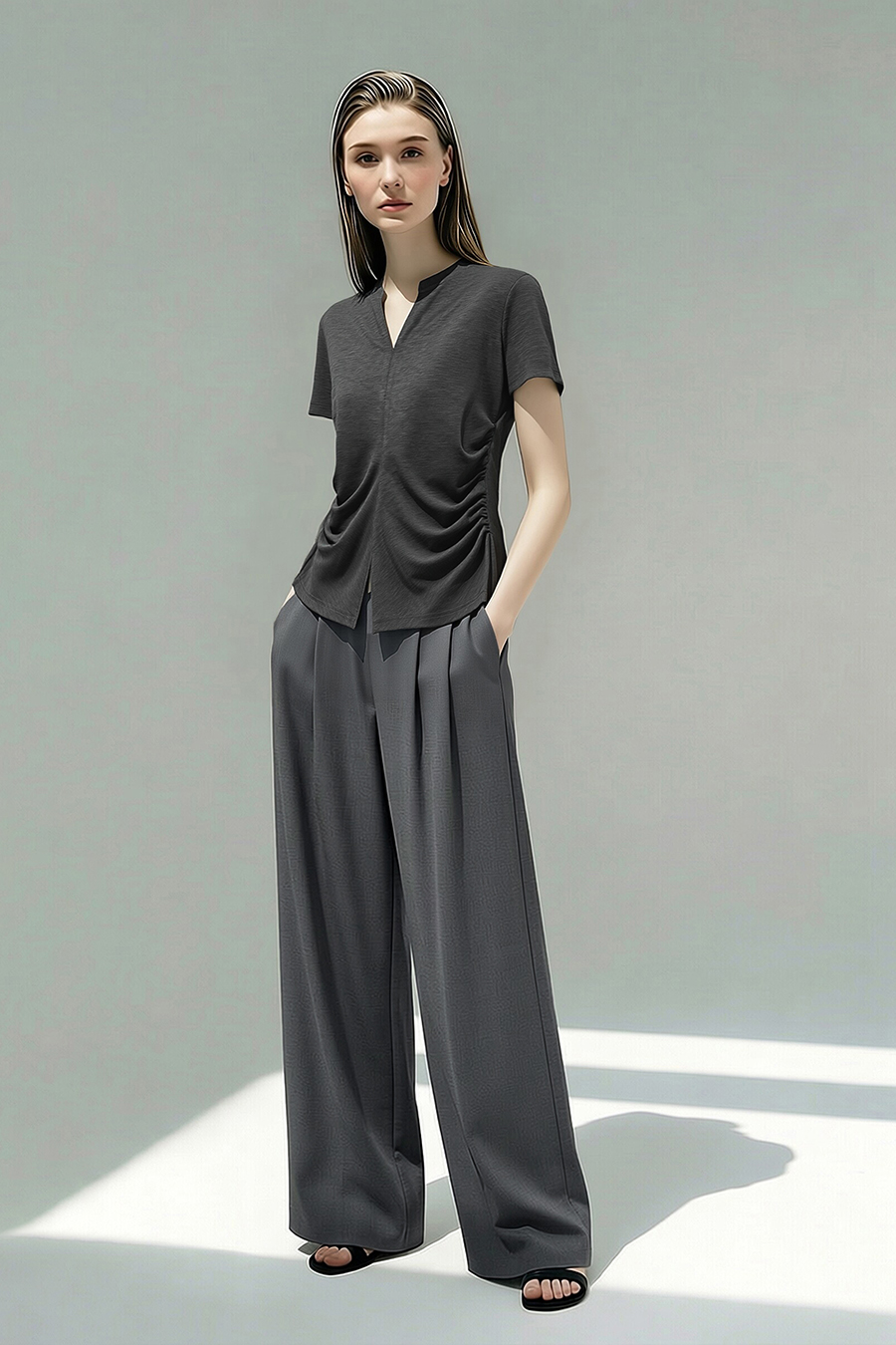 V-Neck Gathered Short Sleeve T-Shirt|AMII