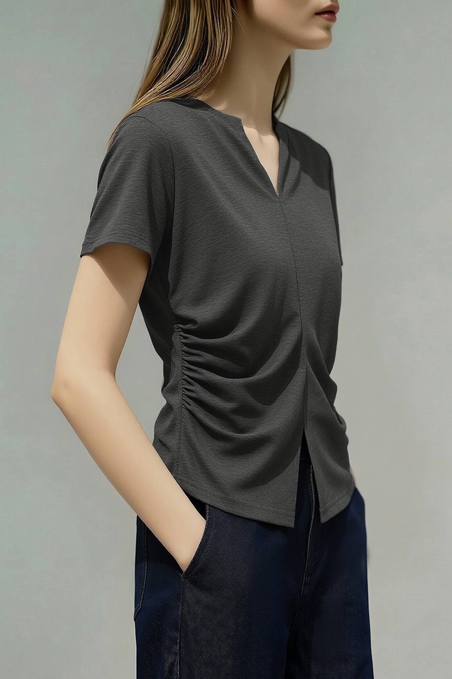 V-Neck Gathered Short Sleeve T-Shirt|AMII