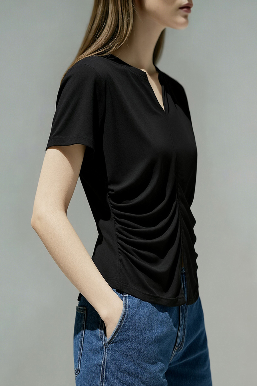 V-Neck Gathered Short Sleeve T-Shirt|AMII