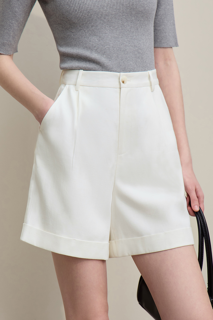 Cuffed Casual Shorts