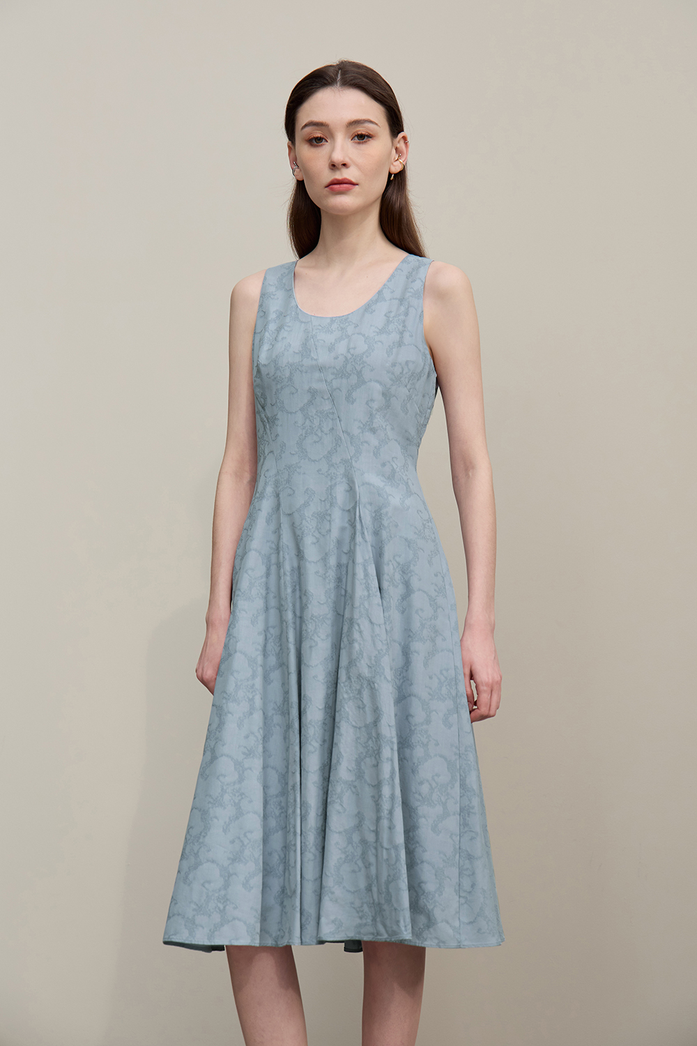 Jacquard Sleeveless Dress|AMII