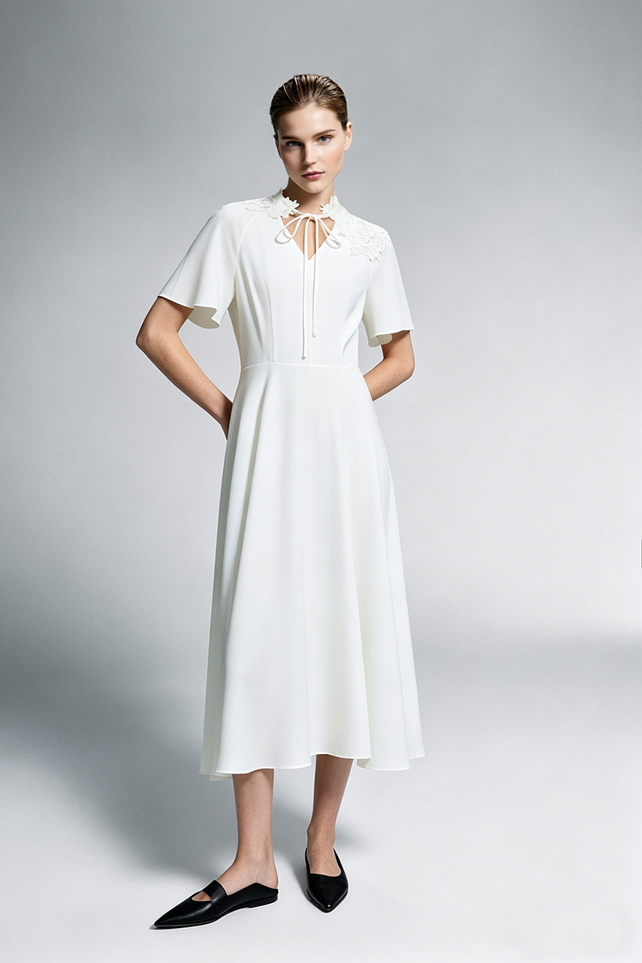 Lace Spliced Tie Dress|AMII