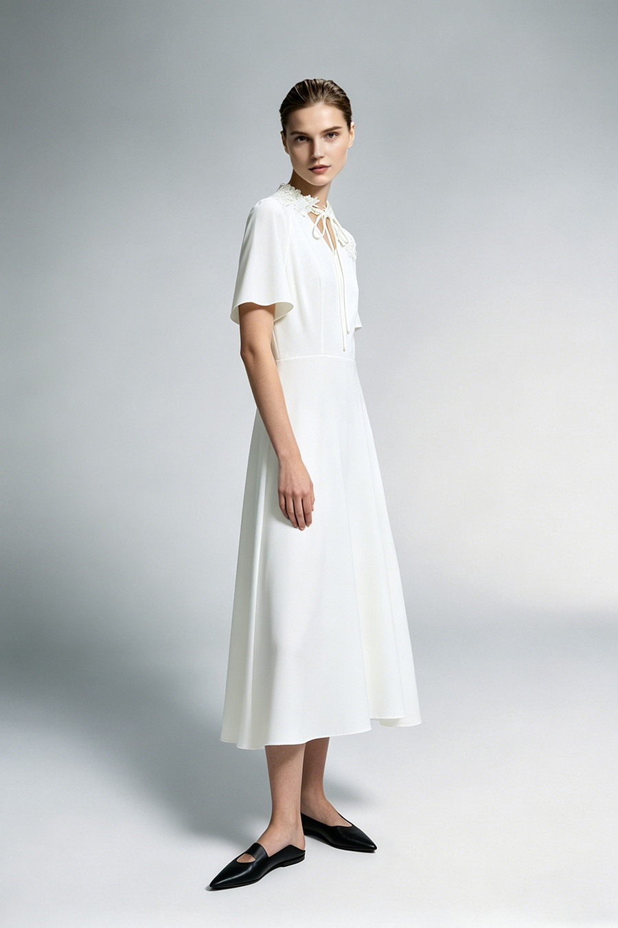 Lace Spliced Tie Dress|AMII