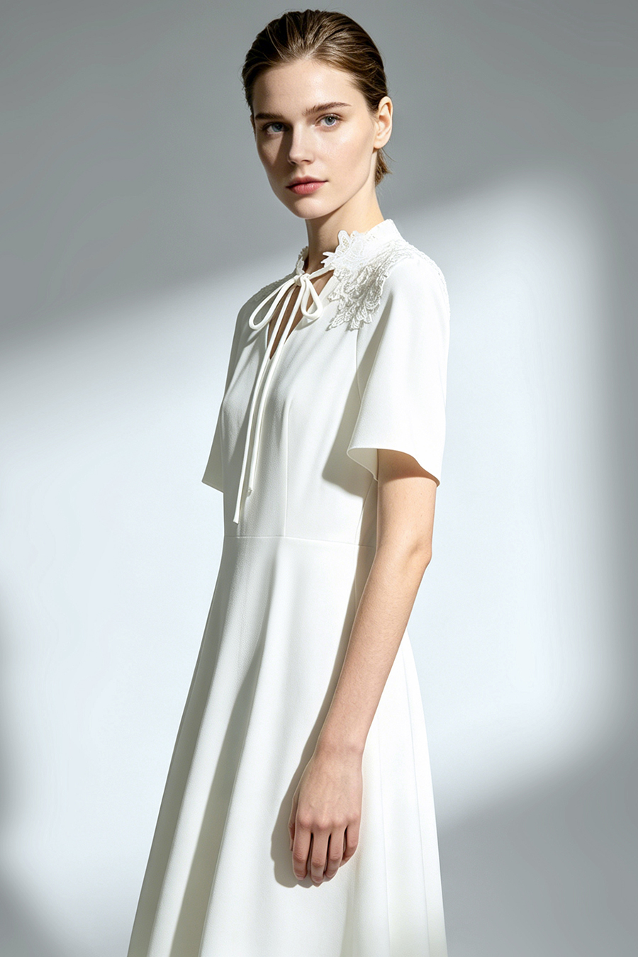 Lace Spliced Tie Dress|AMII
