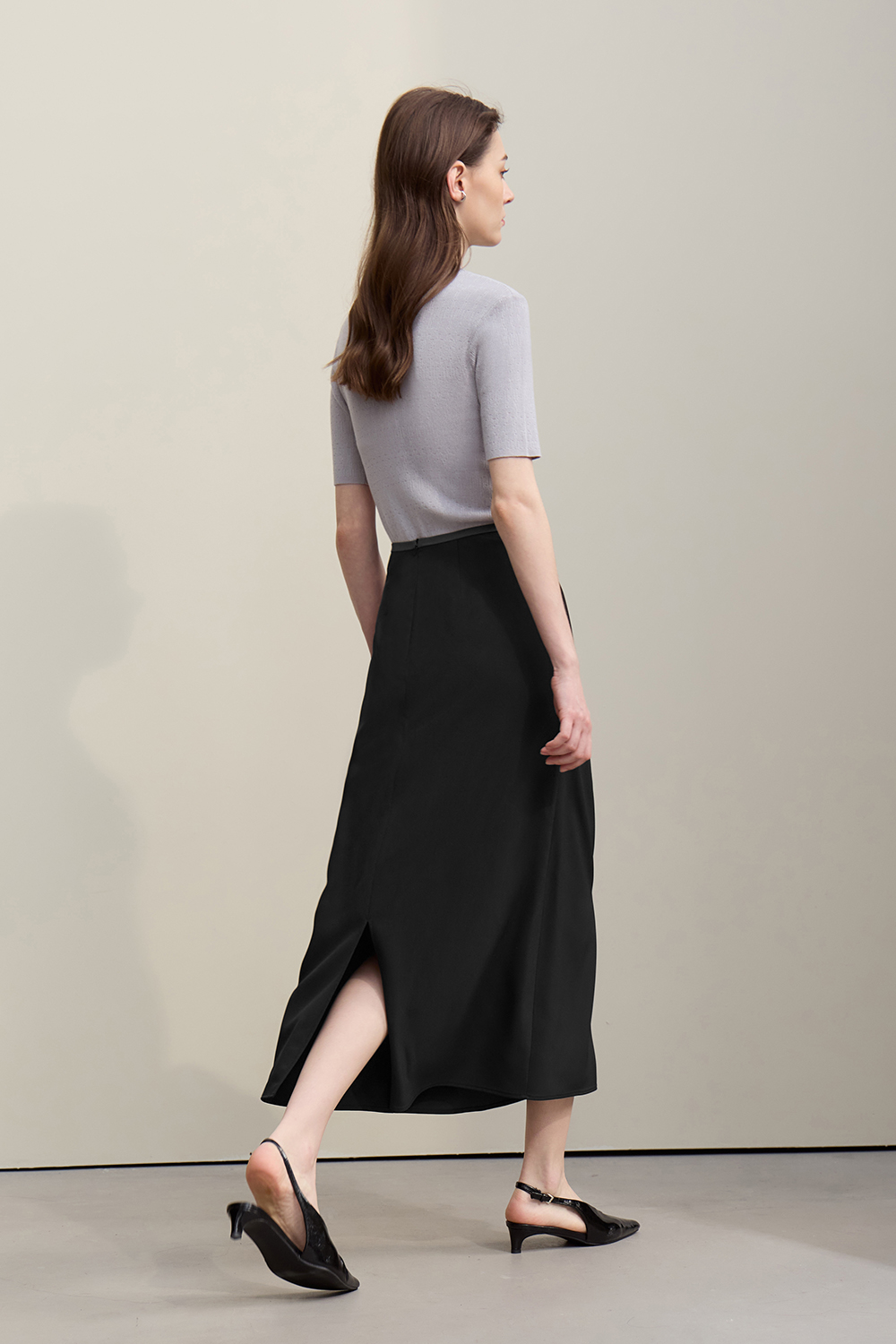 Pleated Slit Skirt