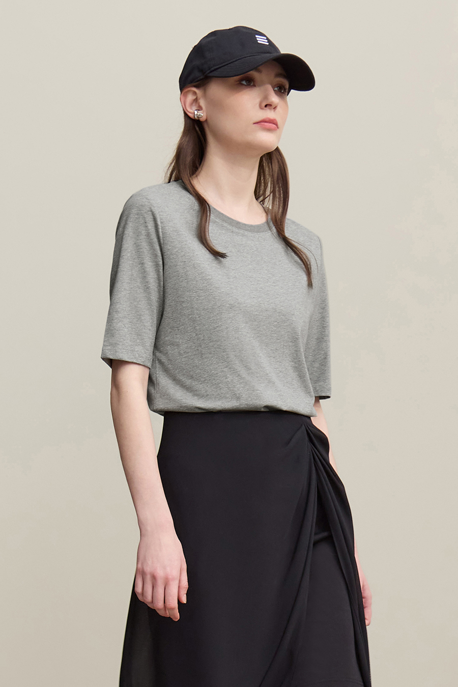 Crew Neck Three-quarter Sleeve Stretch Cotton T-shirt|AMII