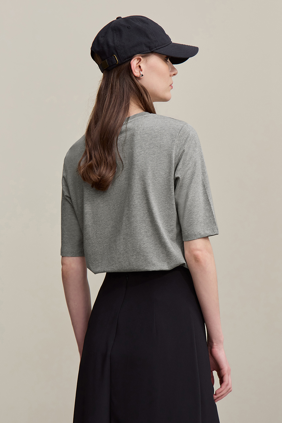Crew Neck Three-quarter Sleeve Stretch Cotton T-shirt|AMII