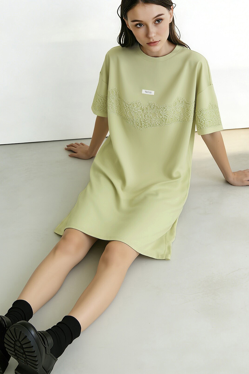 Lace Spliced Loose Dress