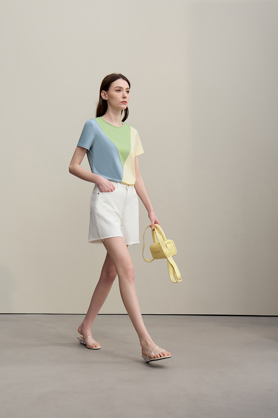 Color-blocked Crew Neck T-shirt|AMII