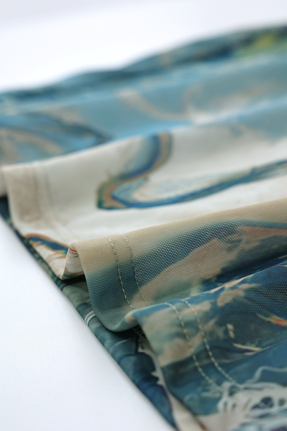 Abstract Print Mesh T-Shirt|AMII