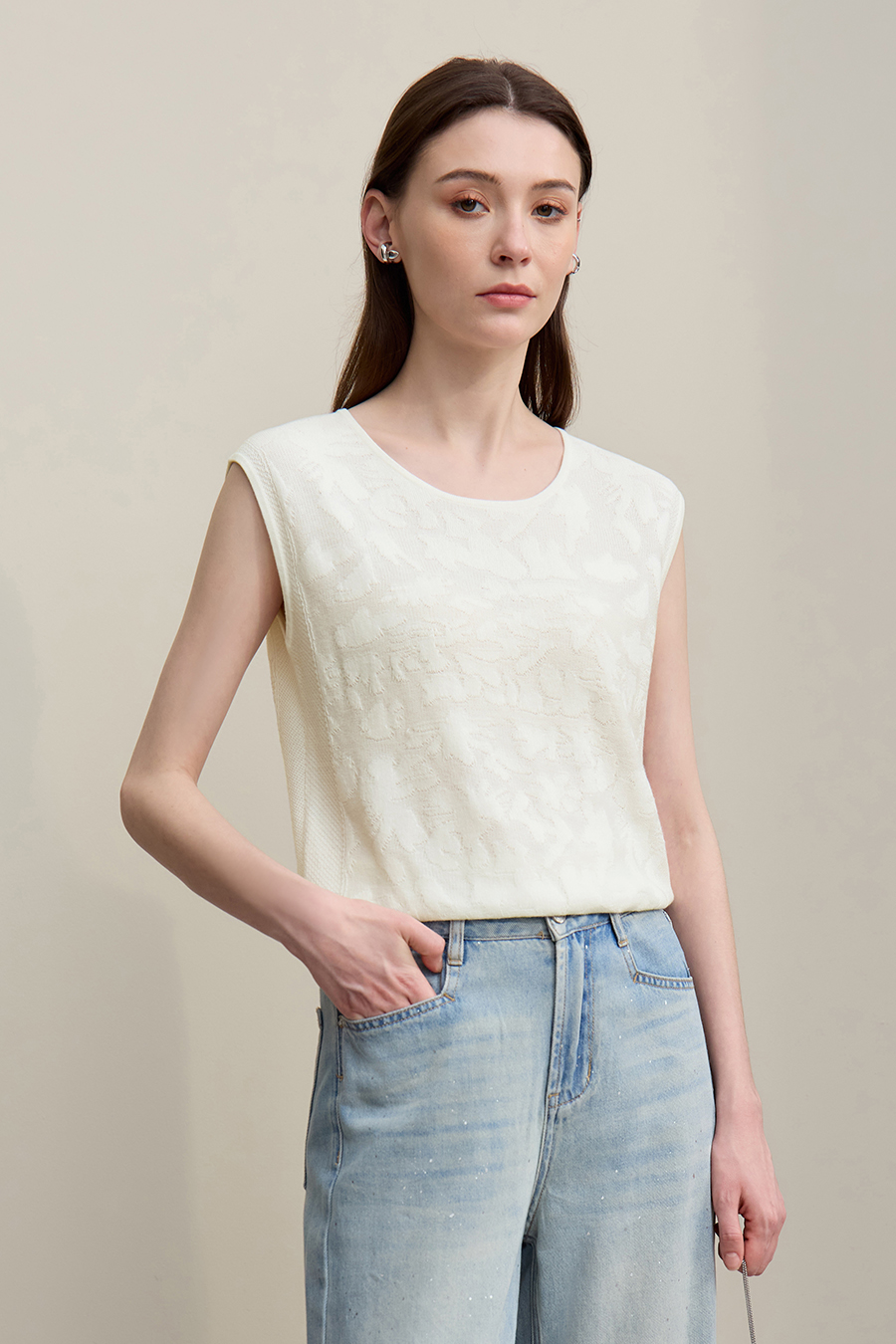 Crew Neck Jacquard Knit Sweater|AMII
