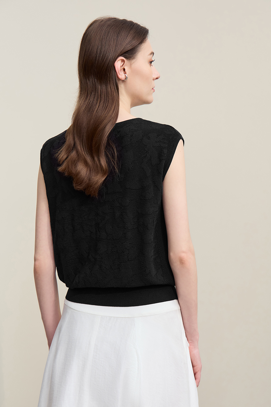 Crew Neck Jacquard Knit Sweater|AMII