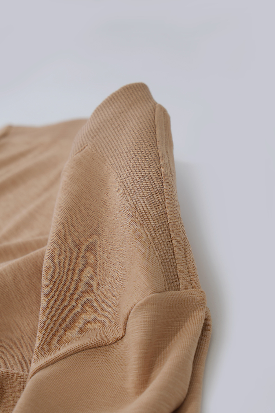 Rib Spliced Round Neck T-Shirt|AMII