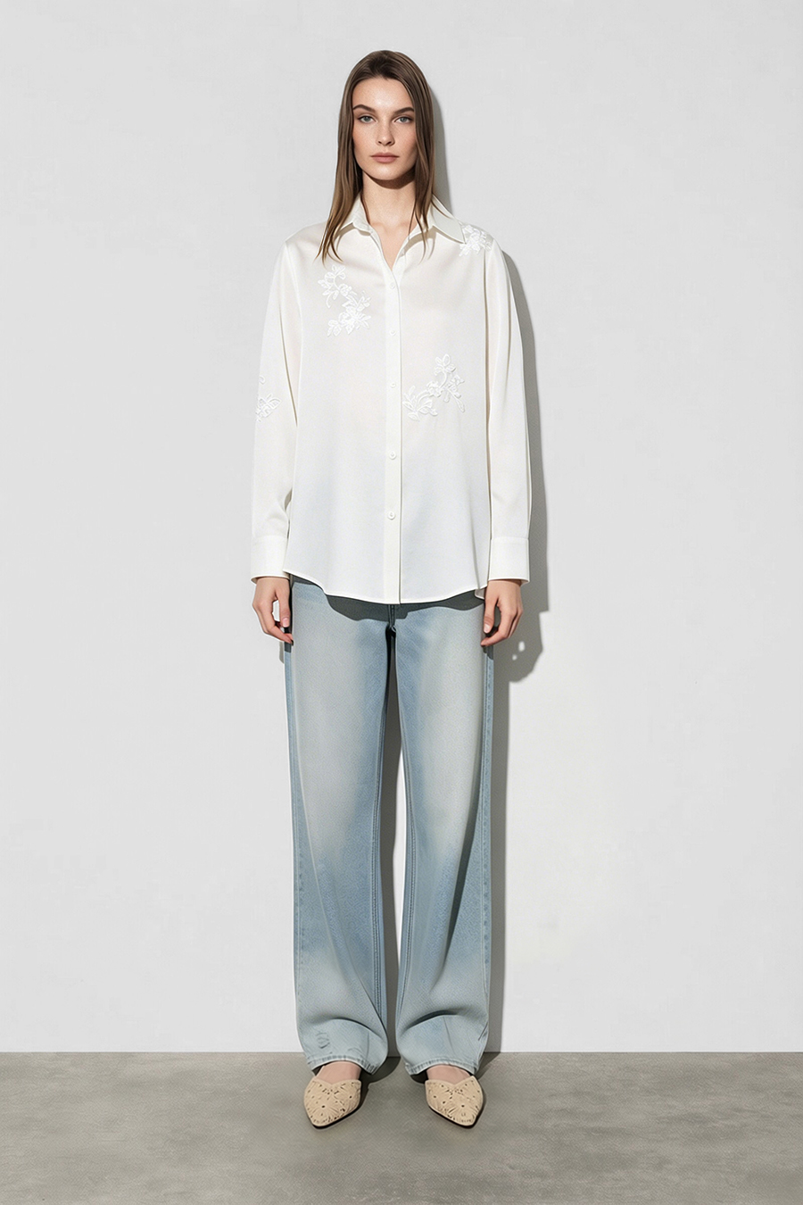 Lapel Sequin Embroidered Blouse | AMII