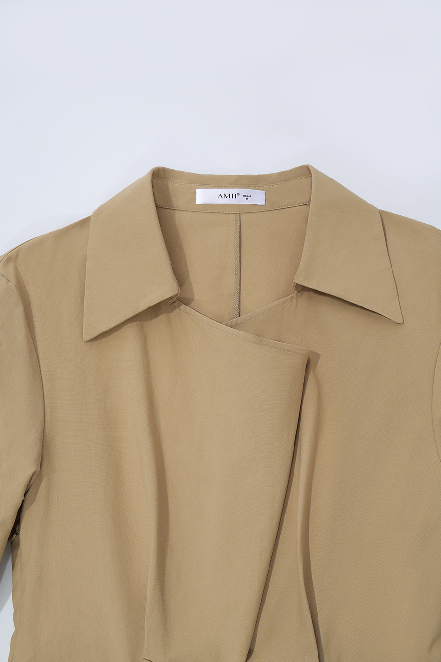 Collared gathered dress|AMII