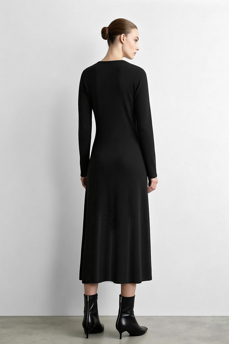 Crew Neck Long Sleeve Dress|AMII