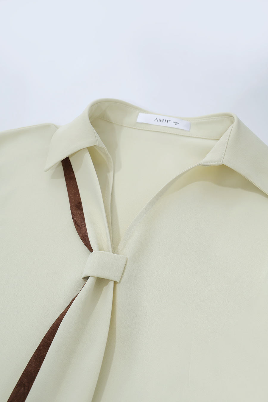 Contrast Tie Chiffon Blouse | AMII