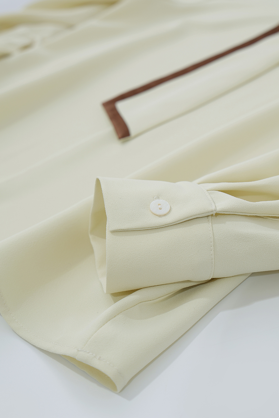 Contrast Tie Chiffon Blouse | AMII