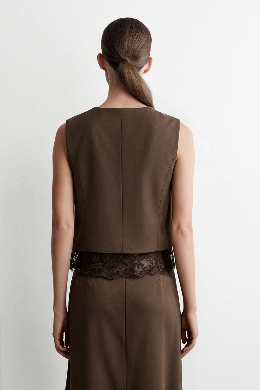 Lace Panel V-Neck Vest | AMII