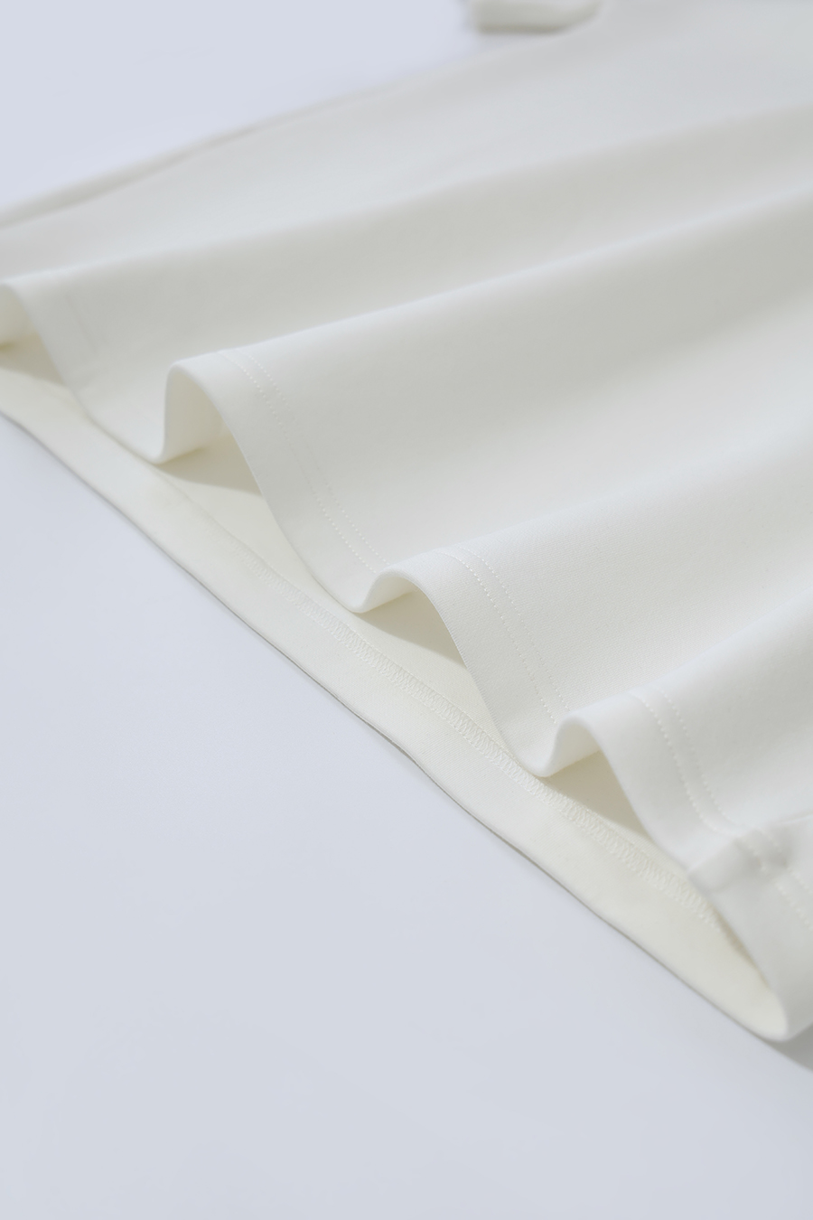 Embroidered Air Layer Tee | AMII