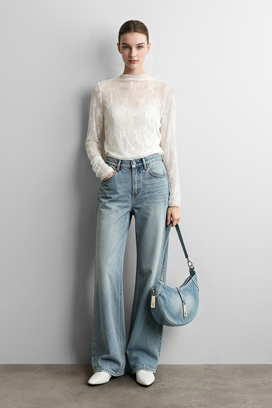 Jacquard Lace Slim-Fit Tee | AMII