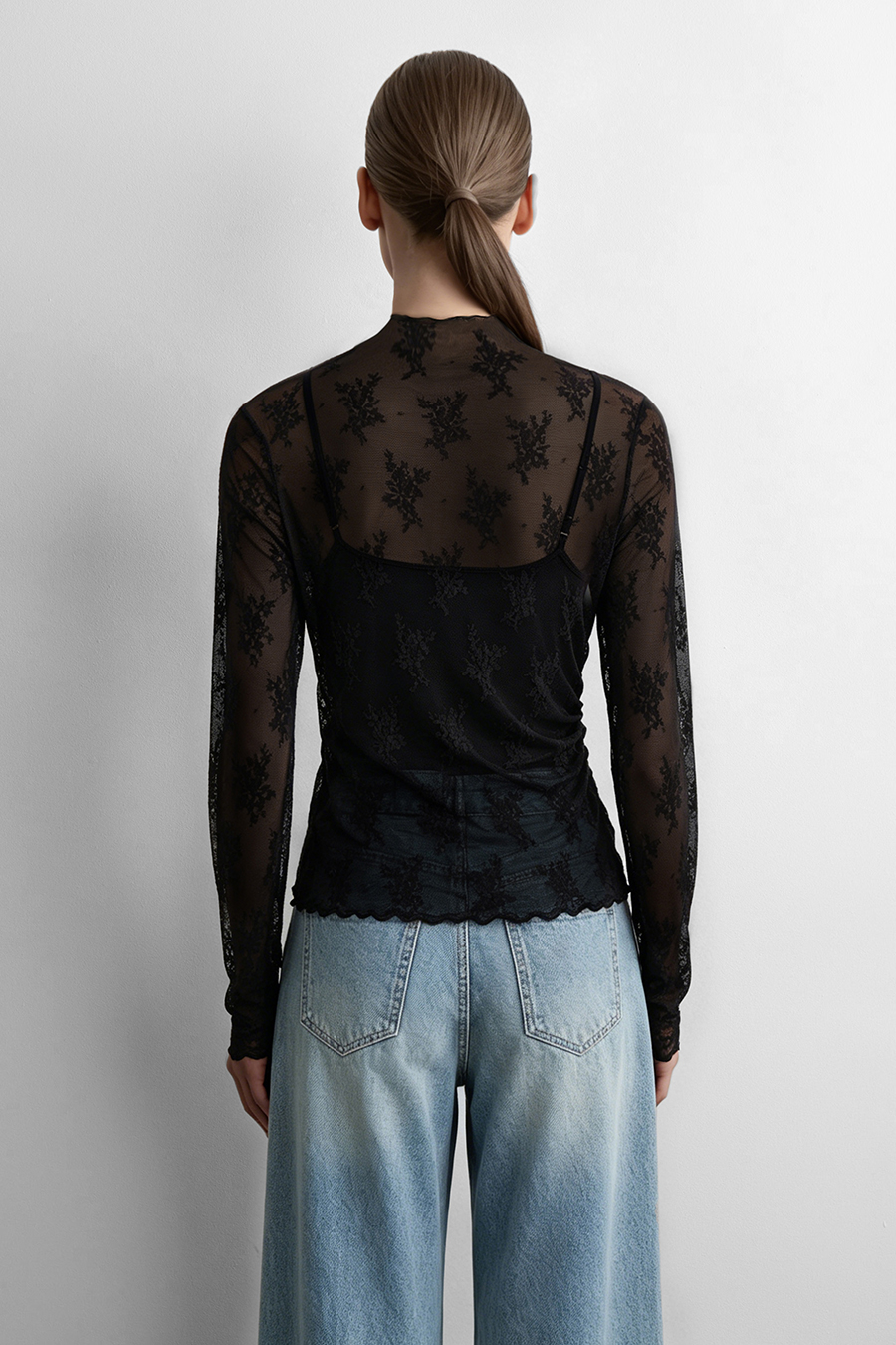 Jacquard Lace Slim-Fit Tee | AMII