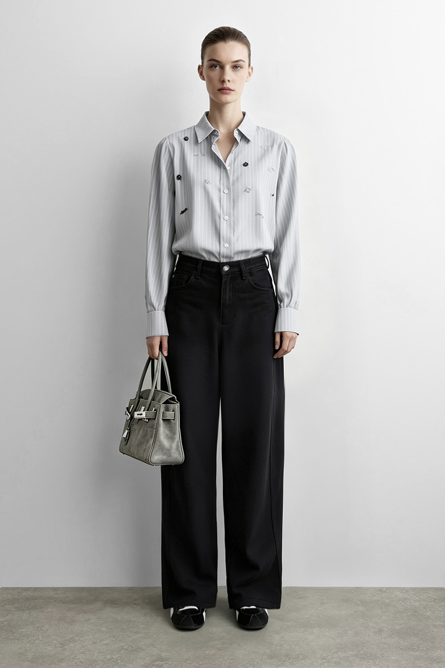 Beaded Craft Denim Pants | AMII