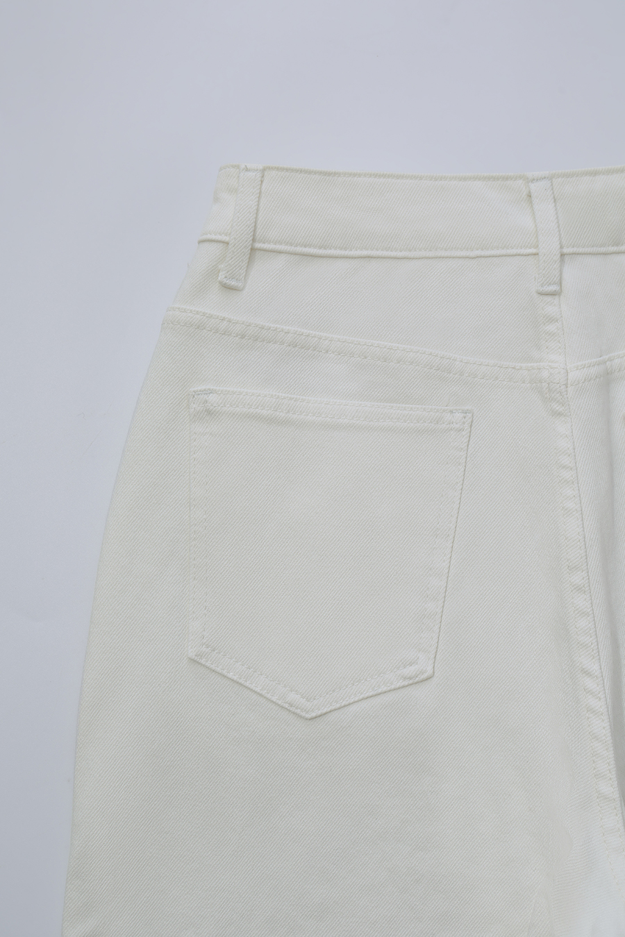 Beaded Craft Denim Pants | AMII