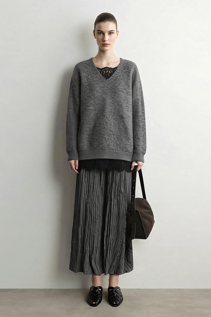 Lace-Paneled Bouclé Yarn Sweater|AMII
