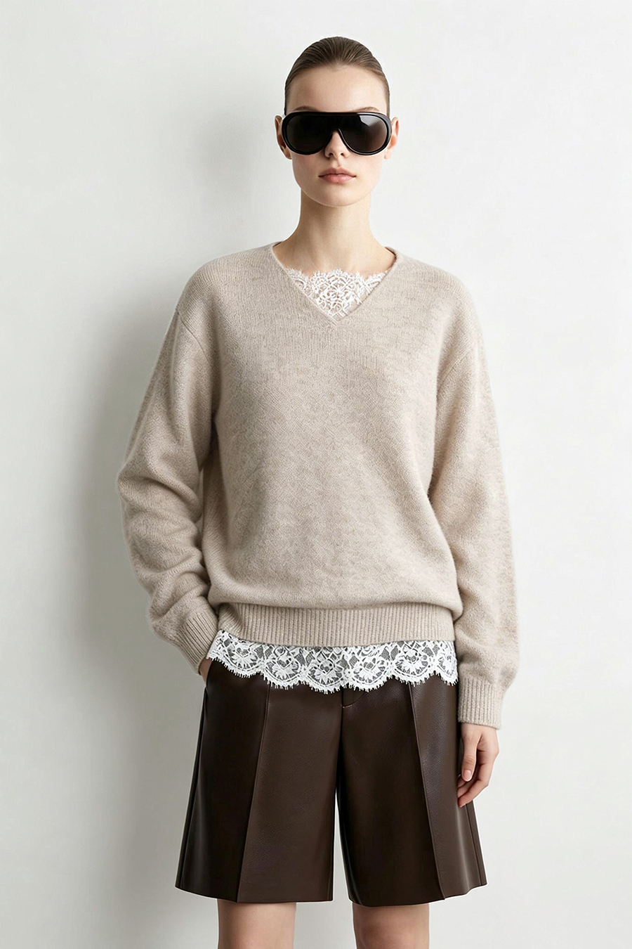Lace-Paneled Bouclé Yarn Sweater|AMII
