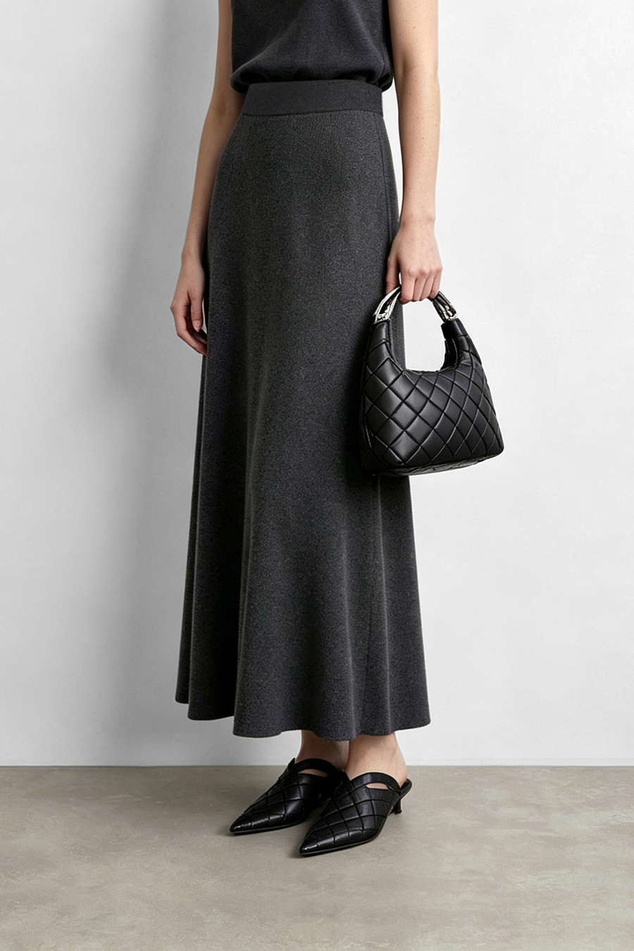 Wide A-Line Knit Midi Skirt | AMII