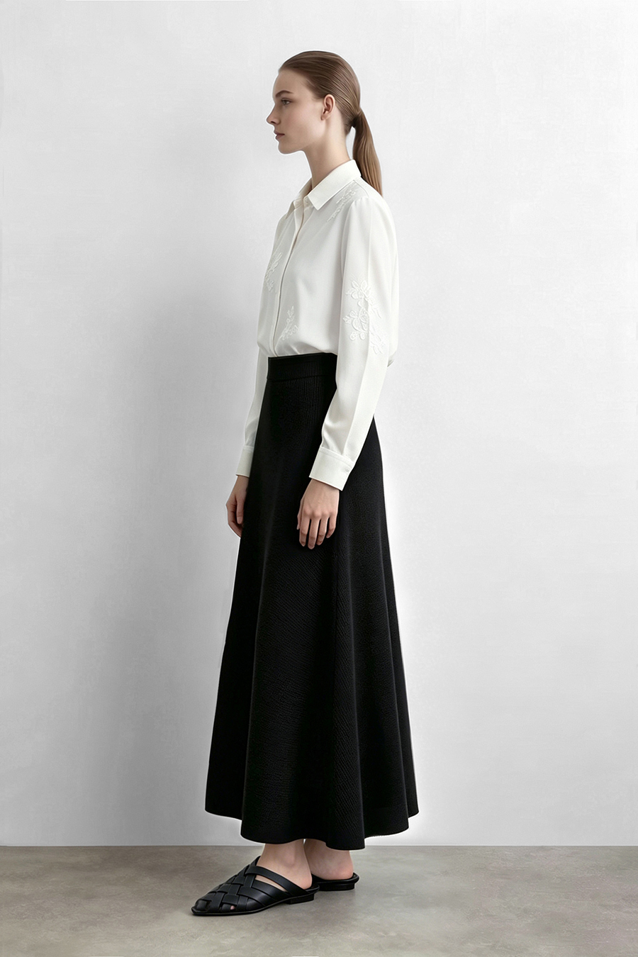 Wide A-Line Knit Midi Skirt | AMII