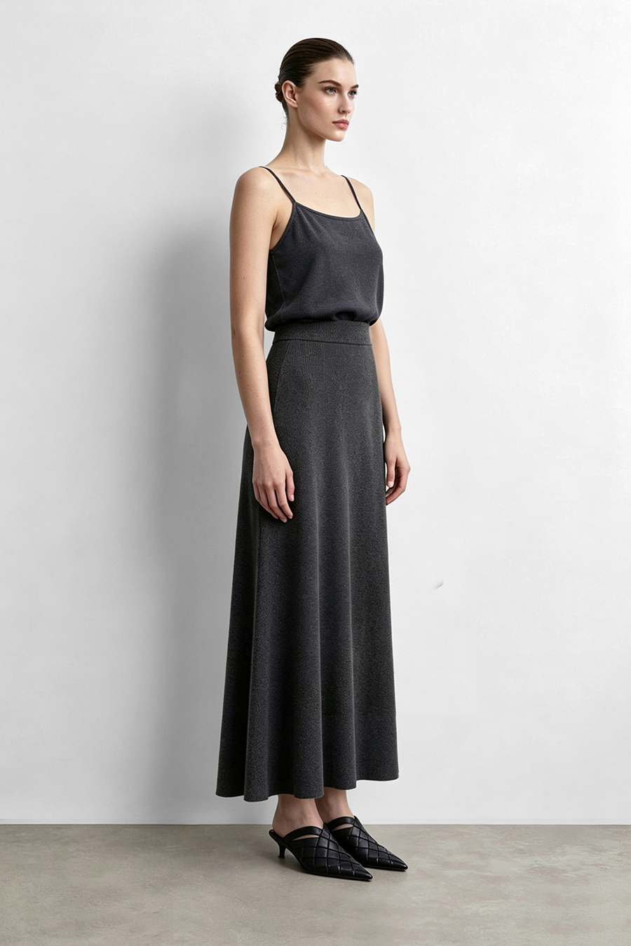 Wide A-Line Knit Midi Skirt | AMII